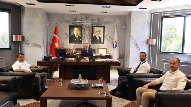 GAÜN Hastanesi Başhekimliğine Prof. Dr. Hakan Eren atandı