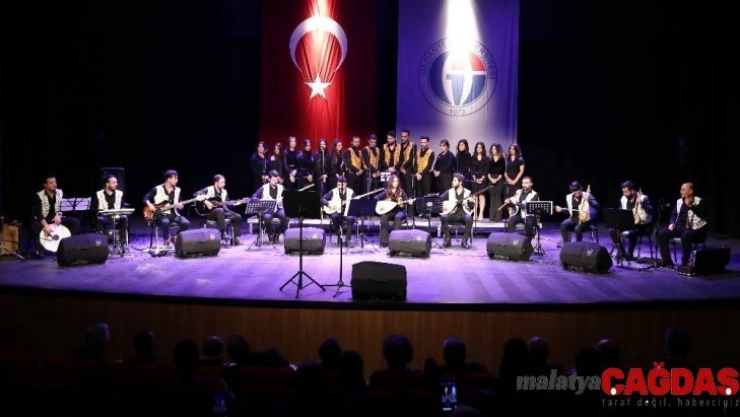 GAÜN öğrencilerinden Türk Halk Müziği konseri