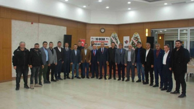 Gazeteciler 10 Ocakta bir araya geldi