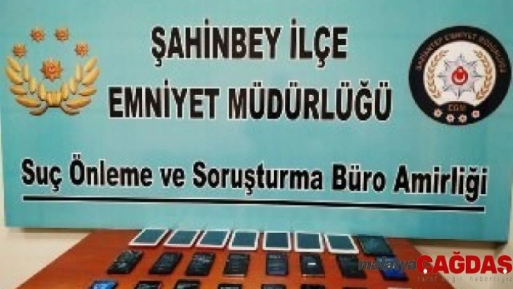 Gaziantep'te 16 adet kaçak cep telefonu yakalandı
