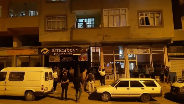 Gaziantep'te ailesini rehin alan şahıs polise teslim oldu