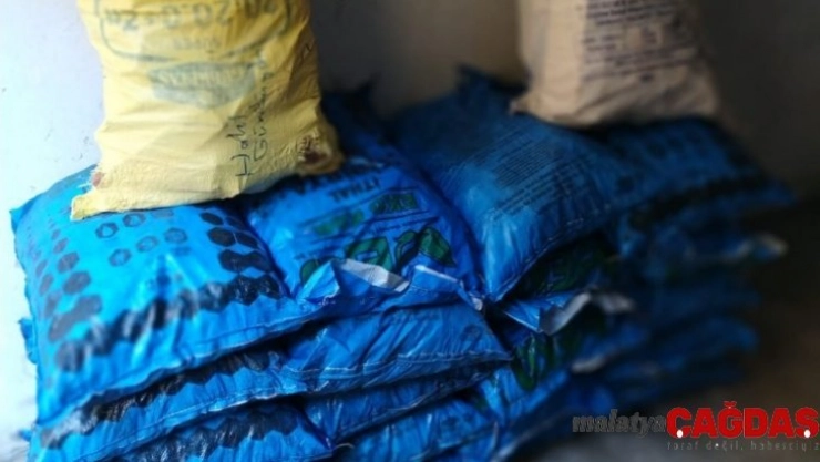 Gaziantep'te 160 yetim aileye 80 ton kömür ve odun yardımı