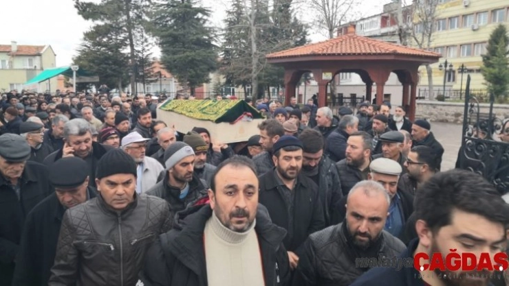 Genç yaşta kalbine yenik düştü