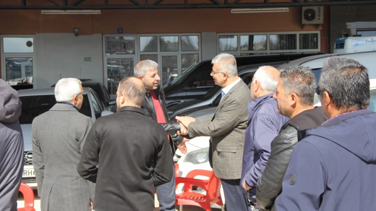 Gezer, Hal Esnafı Ve Galericiler Sitesini Ziyaret Etti. 