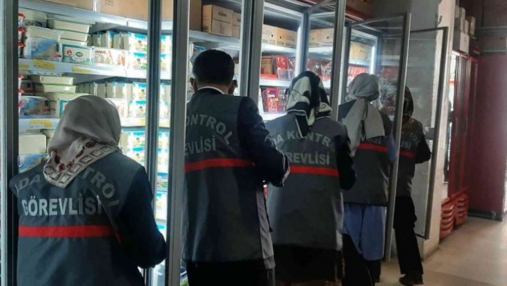 Gıdada fiyatlar ve hijyen koşulları denetleniyor