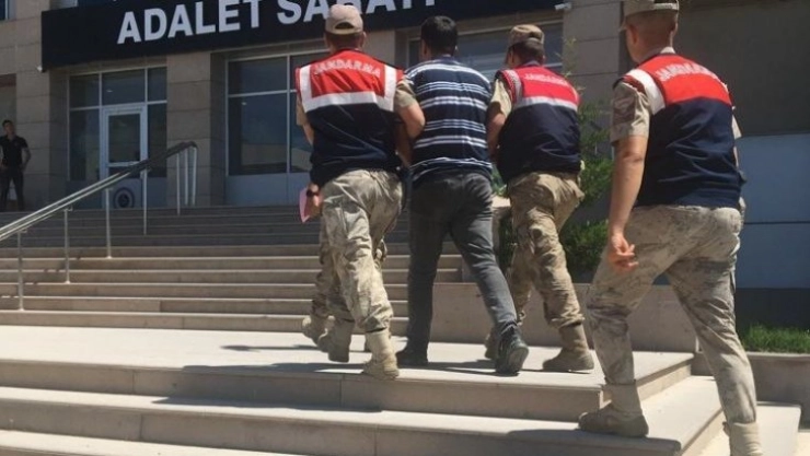 Göçmen kaçakçılığı olaylarını organize eden şahıs tutuklandı
