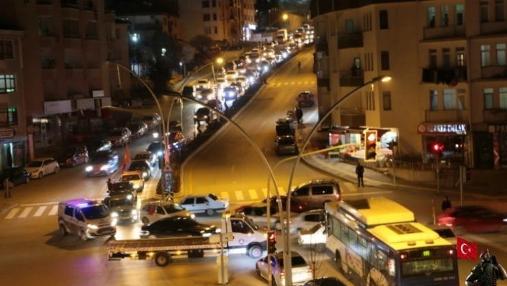 Gölbaşı'da İdlib şehitleri için konvoy düzenlendi