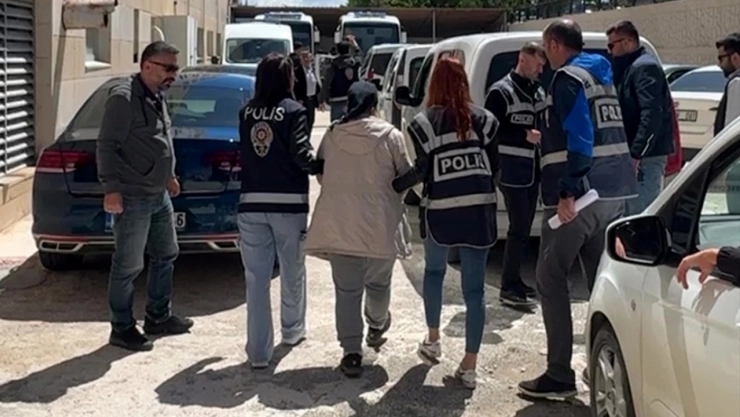 Genç kadının öldürülmesine ilişkin 4 zanlı adliyede