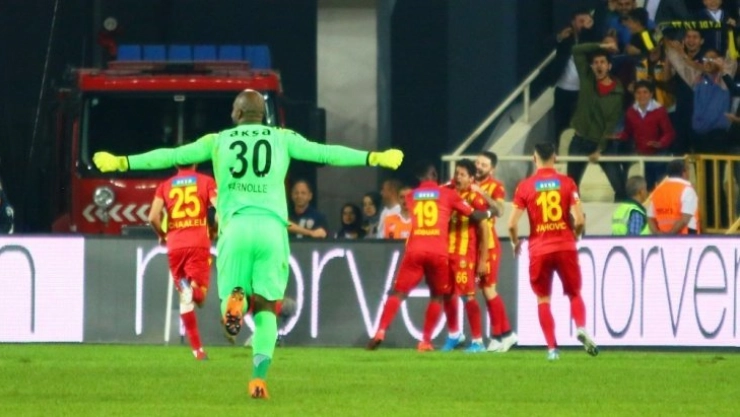 Guilherme asist ve golleriyle Yeni Malatyaspor'u sırtlıyor