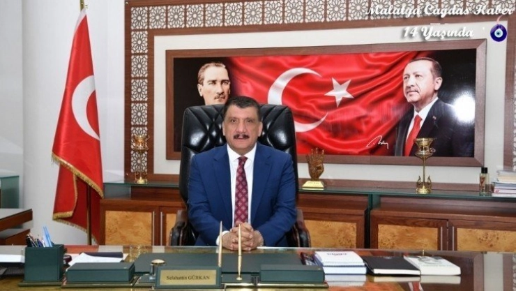 Gürkan'dan Mevlid Kandili mesajı