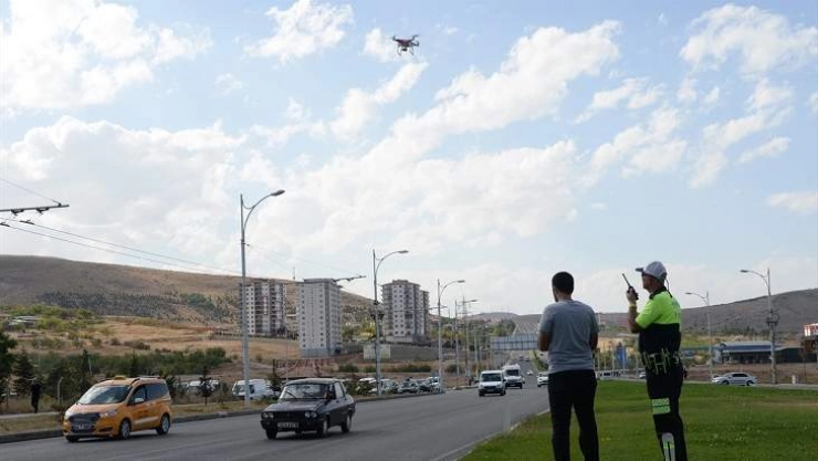 Drone destekli trafik denetimi