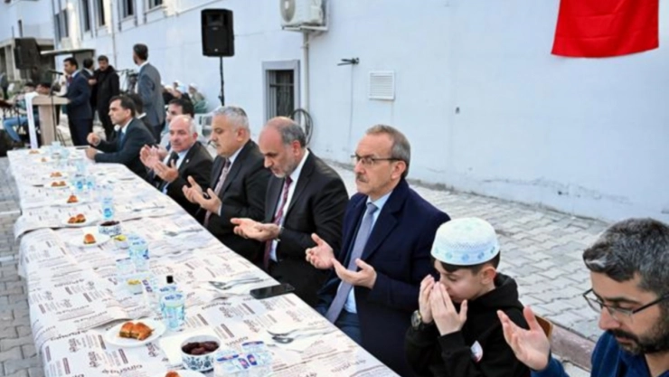Hafızlar iftar programında buluştu