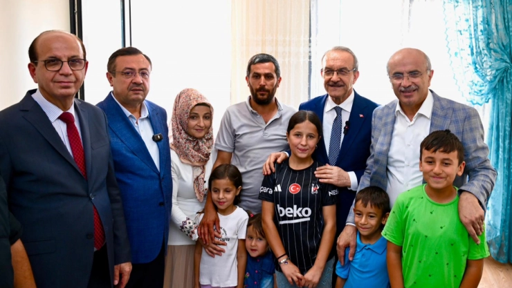 Hak sahiplerine anahtar teslimleri başladı