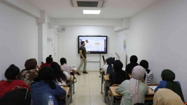 Haliliye'de üniversite hazırlık yaz kursları devam ediyor