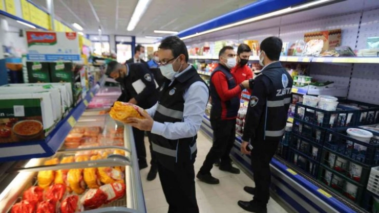 Haliliye'de zincir marketlere denetim