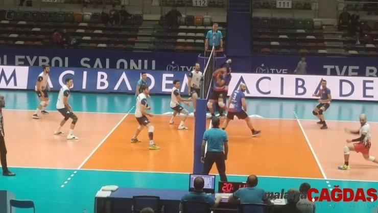 Haliliye ekibi Efeler Ligi yolunda engel tanımıyor