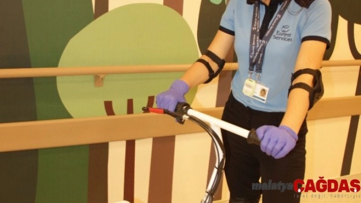 Hastane içi lojistikte yüksek teknoloji