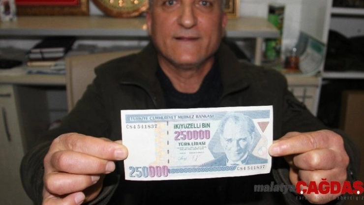 Hatalı basım eski 250 bin lirayı bugünkü 250 bin liraya satmak istiyor