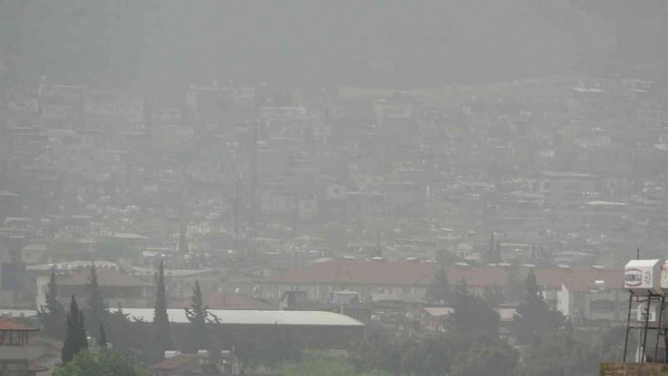 Hatay'da göz gözü görmüyor