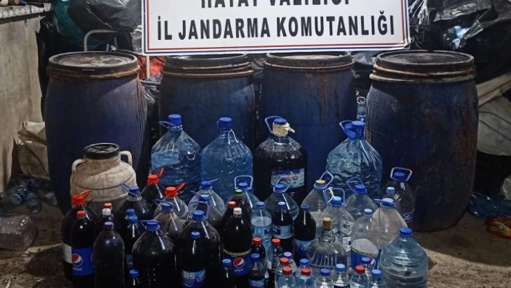 Hatay'da kaçak içki operasyonu