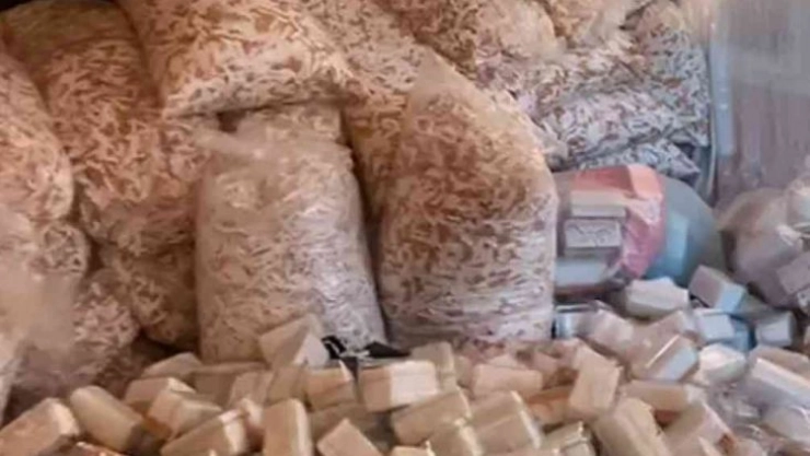 Hatay'da kaçak makaron operasyonu