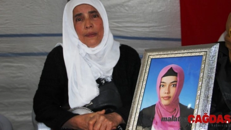 HDP önündeki ailelerin evlat nöbeti 121'inci gününde