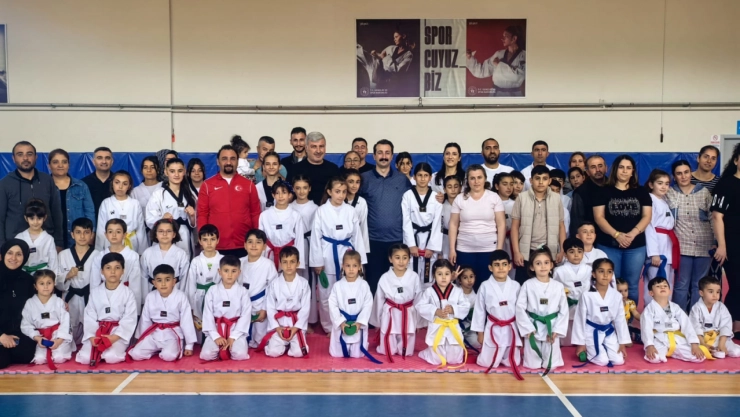Hekimhan'da Taekwondo Kuşak Sınavı Coşkusu