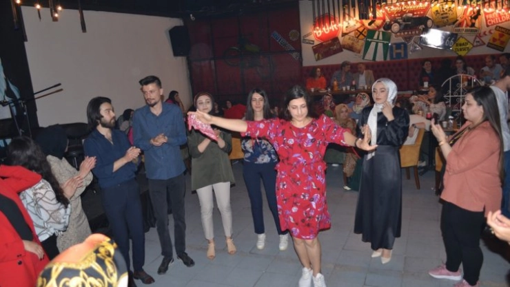 Hemşireler stres attı