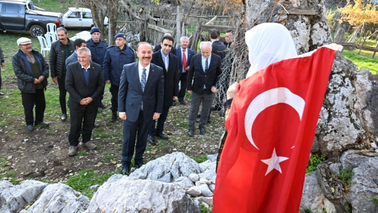 Hizmet Masa Başında Değil, Sahada Yapılır