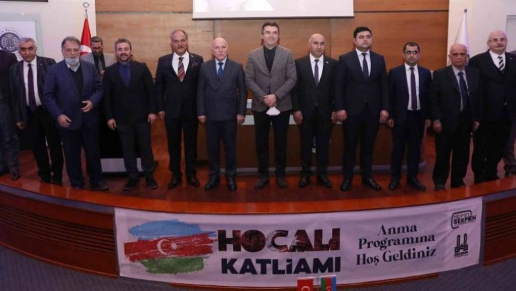 Hocalı şehitleri şehadetlerinin sene-i devriyesinde Erzurum'da anıldı