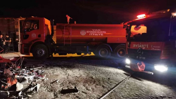 Hurdacılar sitesinde korkutan yangın