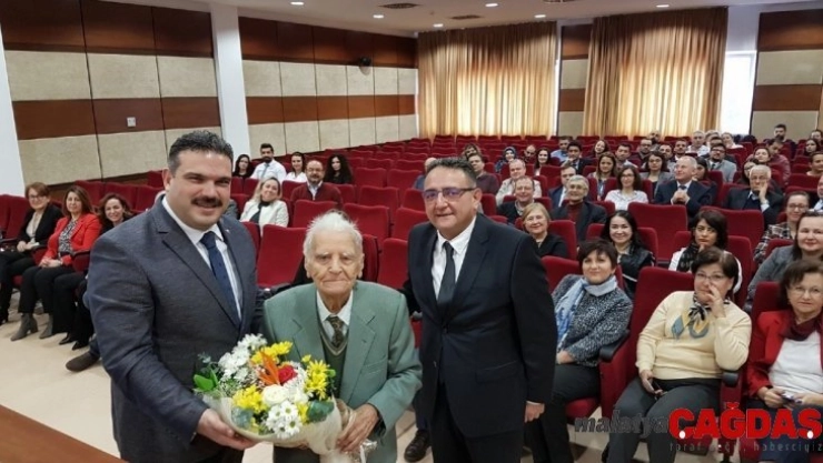 İktisadi ve İdari Bilimler Fakültesi'nde anlamlı tören