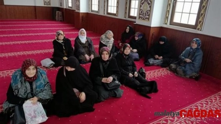 İl müftülüğünden umre yolcularına seminer