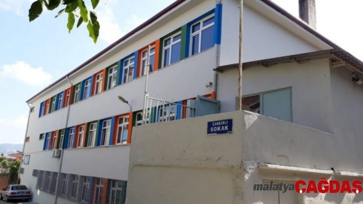 İlkadım'dan eğitim yuvalarına fiziki destek