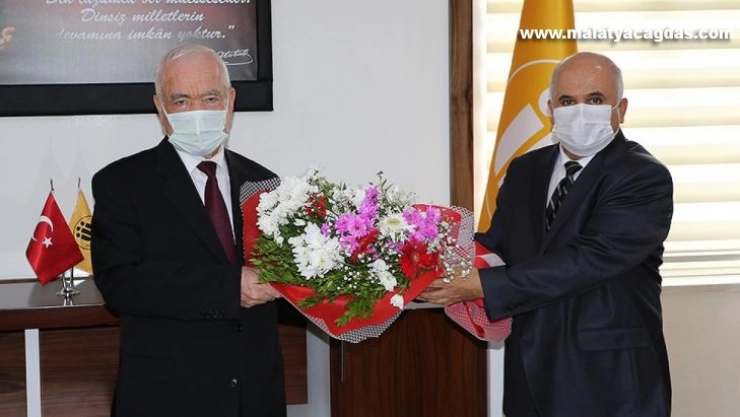 İnönü İlahiyat Fakültesi'nde görev değişimi