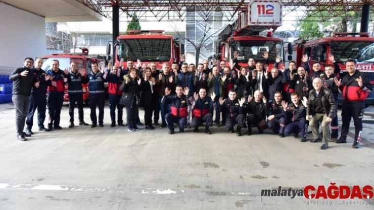 İşaret dili eğitimini başarıyla tamamladılar