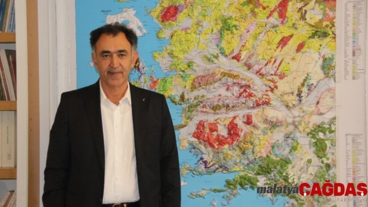 İzmir depremiyle ilgili o felaket senaryosunu hatırlattı, tekrar uyardı