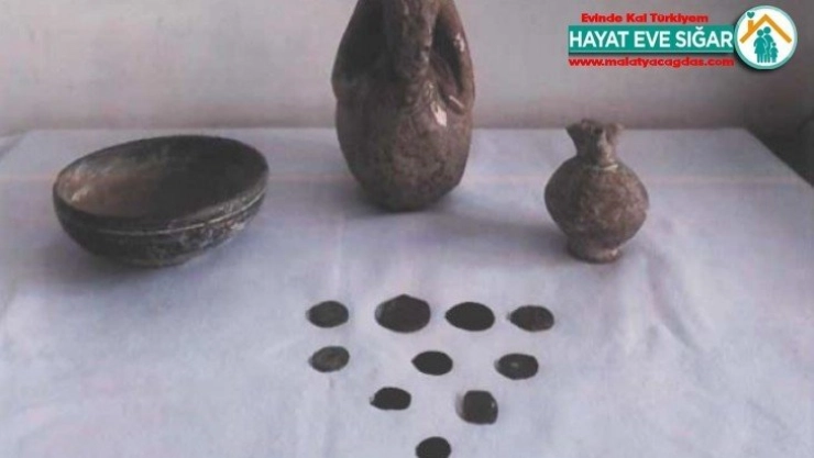 Jandarma çok sayıda tarihi eser ele geçirdi