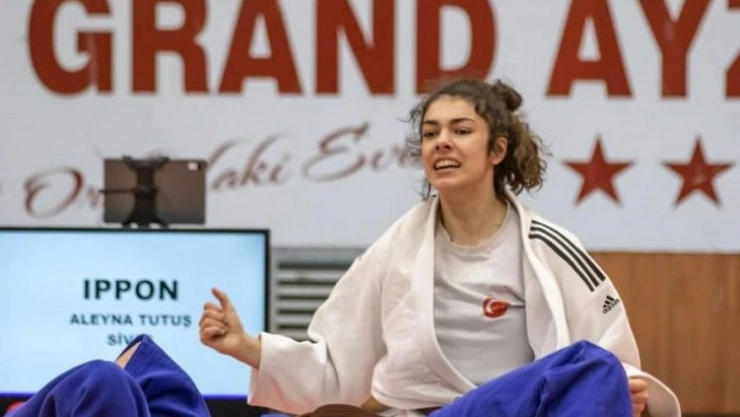 Judo şampiyonasından Türkiye üçüncülüğü ile döndü