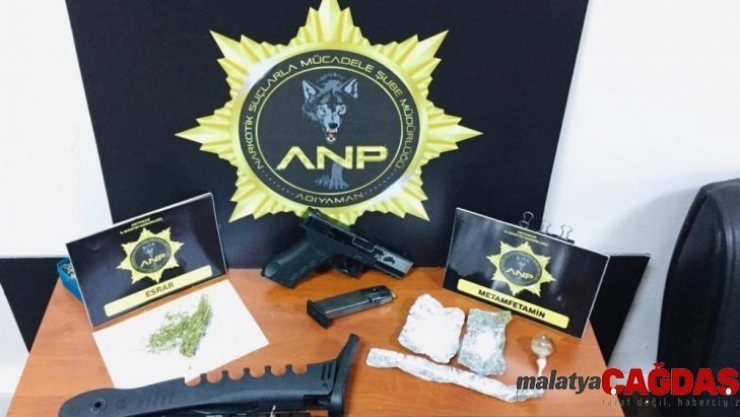 Kaçan şahsı evine kadar kovaladı