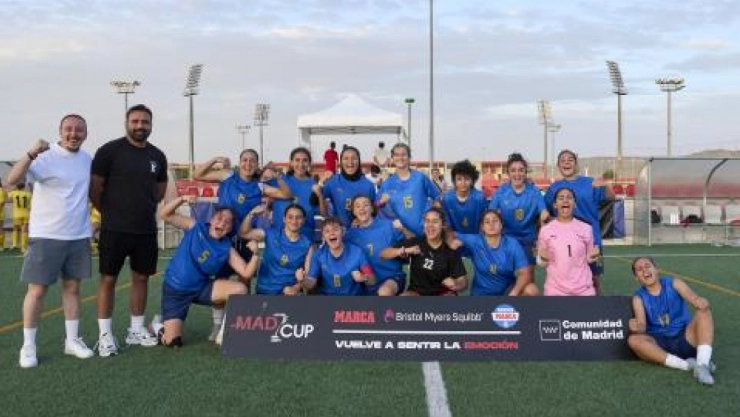 Kadın Futbolunda Gurur: Türk Lise Takımları MADCUP'tan Madalyayla Döndü