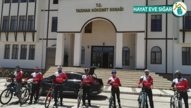 Kaymakam, sporcularla birlikte pedal çevirdi