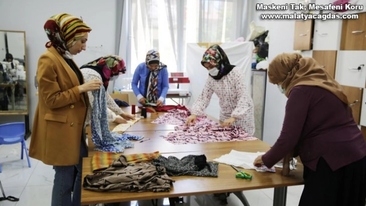 Kadınlar Haliliye Belediyesi ile meslek sahibi oluyor