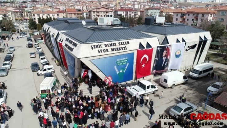 Kadınlara özel spor merkezi, kadınlar gününde hizmete girdi