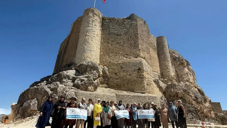 Kadınlardan Tarihe Yolculuk: Harput Gezisi Büyük İlgi Gördü