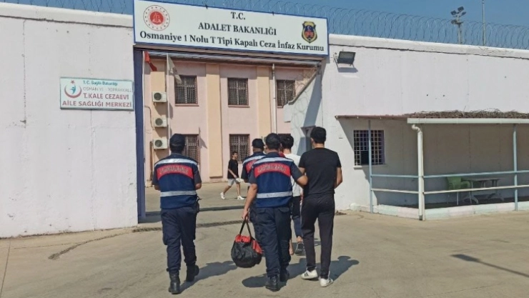 Kadirli'de 4 yıl 3 ay hapis cezasıyla aranan hükümlü yakalandı