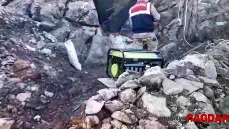 Kahramanmaraş'ta kaçak kazı yapan 3 kişi yakalandı