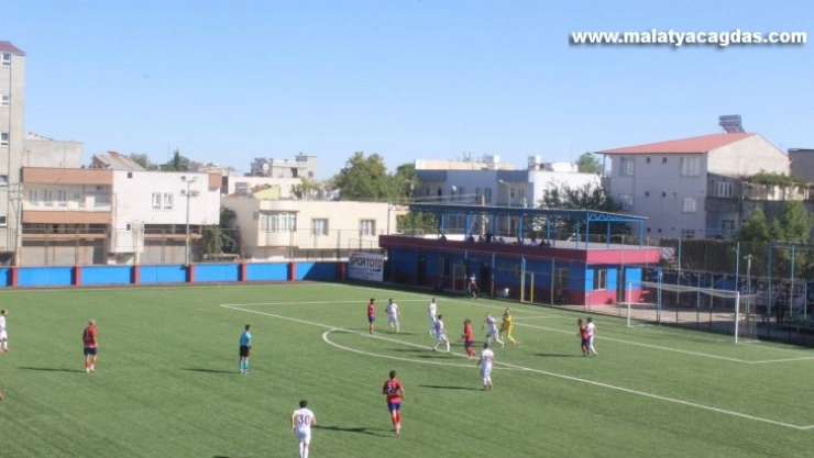 Kahta 02 Spor - Artvin Hopa Spor: 1-1