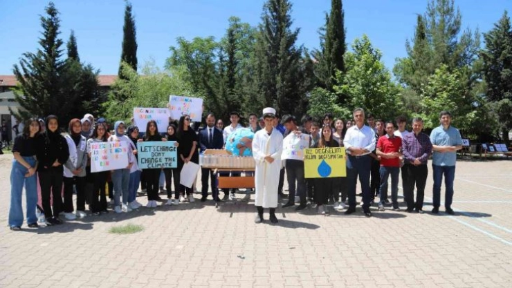 Kahta'da Dünya'nın cenaze namazı kılındı