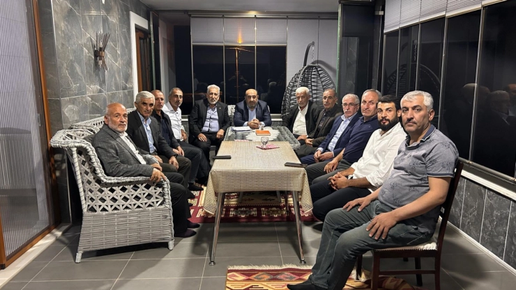 Kahveci, Yenice Mahallesi'nde İstişare Toplantısı Yaptı